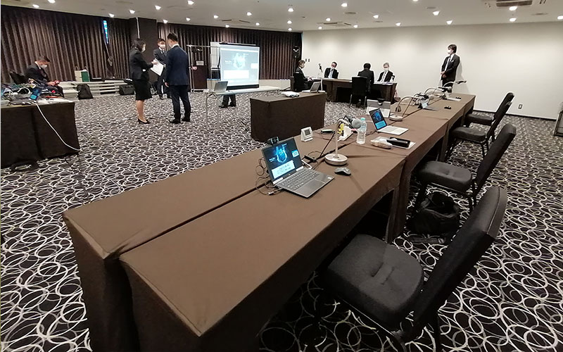 Zoomウェビナー会場